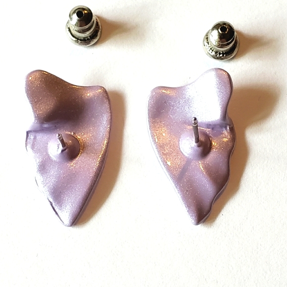 Metal Enamel Shell Earrings Vintage 2 pair - Picture 7 of 9